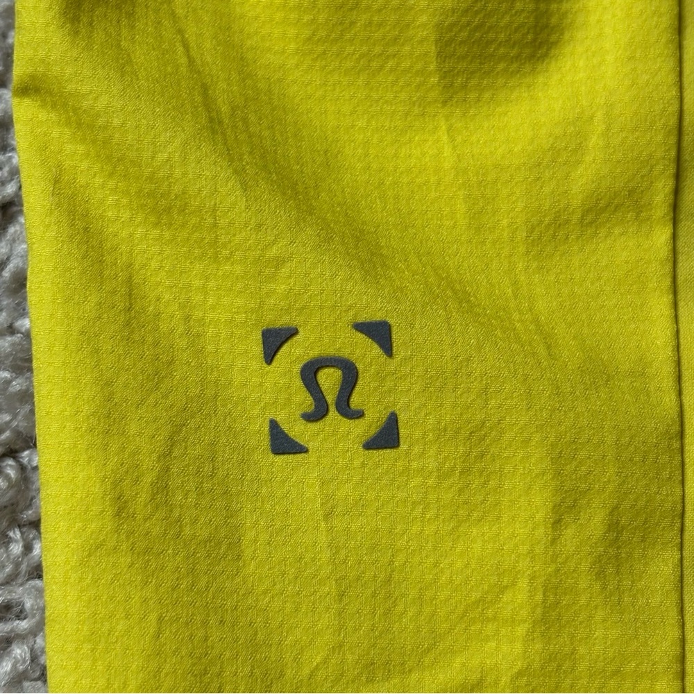 Lululemon Active Jacket - Picture 4 of 4